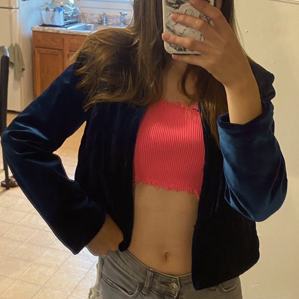 Cropped Blazer - Picture 6 of 11